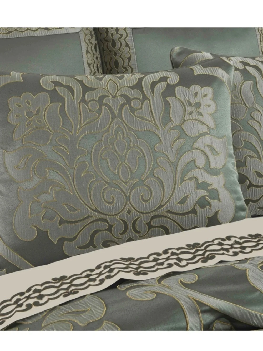 Queen New York Santino 4-Pc. Comforter Set, Queen - Jade NEW